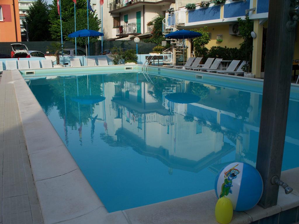 Hotel Portofino Lido di Jesolo Ngoại thất bức ảnh